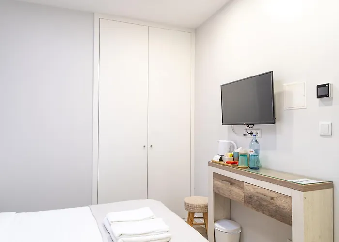 Bella Gaia - Local Гостевой дом Вила-Нова-ди-Гая